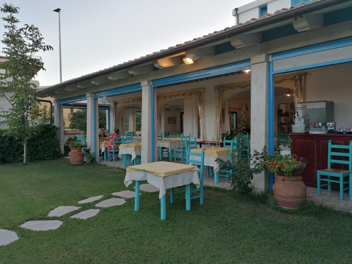 Hotel S'Ortale Con Parcheggio Interno E Ristorante All'Aperto Orosei Kültér fotó